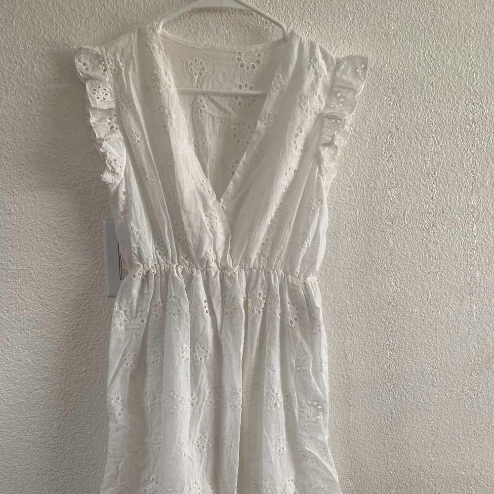 Beautiful eyelet  summer dress